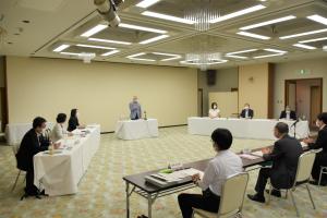 会議の写真1