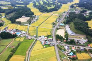 経営体育成基盤整備事業により整備された坂本地区のほ場の全景写真