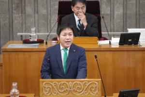 鳥居作弥議員の写真