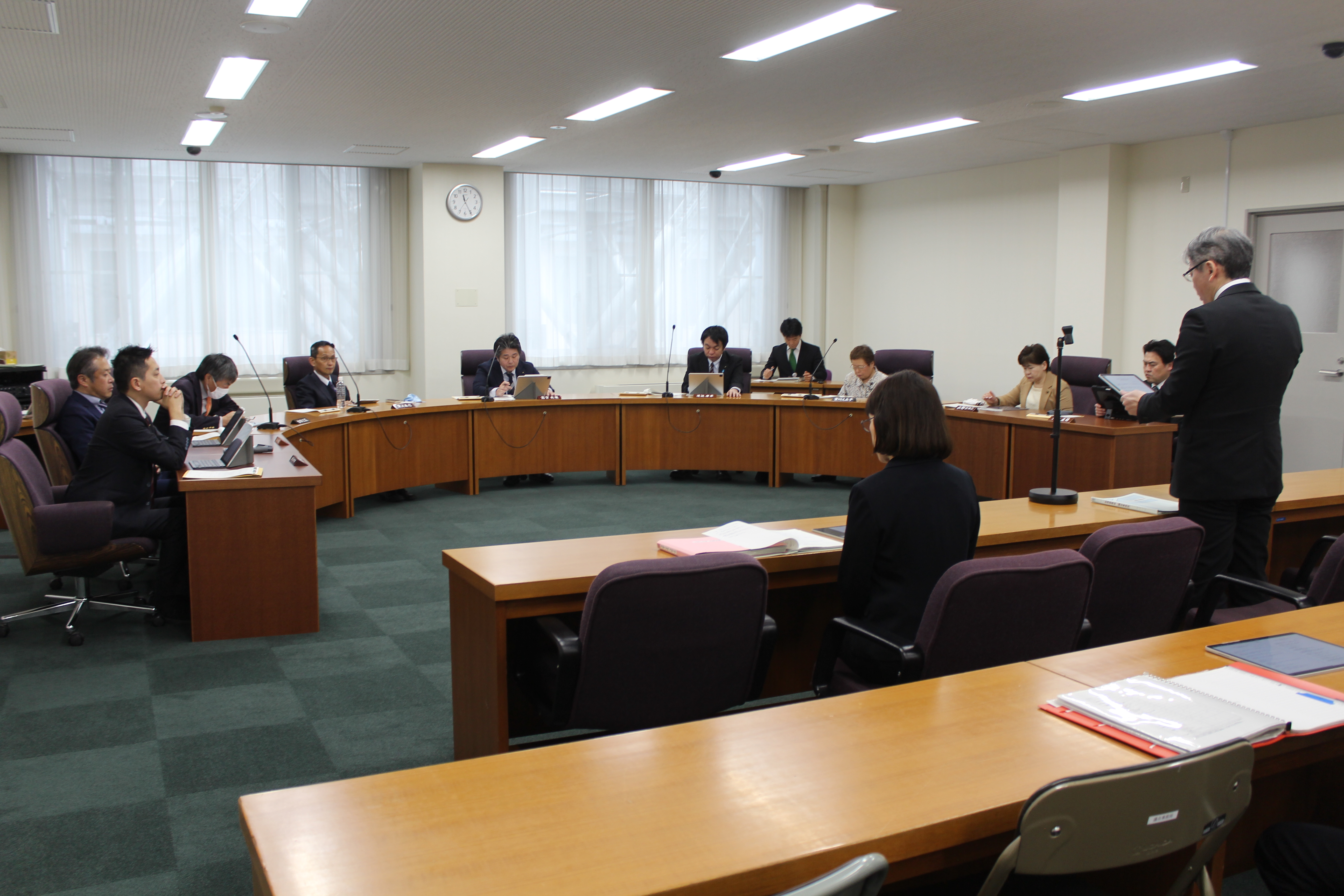 総務委員会の写真