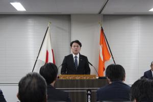 企画環境委員長の報告の写真