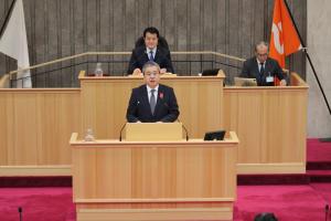 代表質問（鈴木智議員）