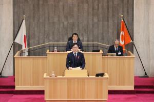 一般質問（金澤拓哉議員）の写真