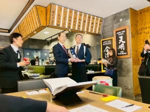 蔵元との記念撮影