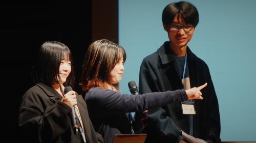 発表の様子１