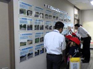 施設見学の様子3