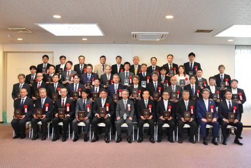 記念写真撮影の様子