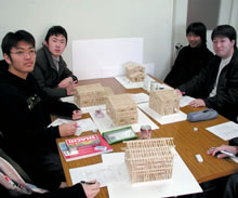 ユニバーサルデザインの講義も充実している郡山国際情報工科専門学校