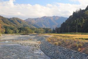 黒谷川の護岸工